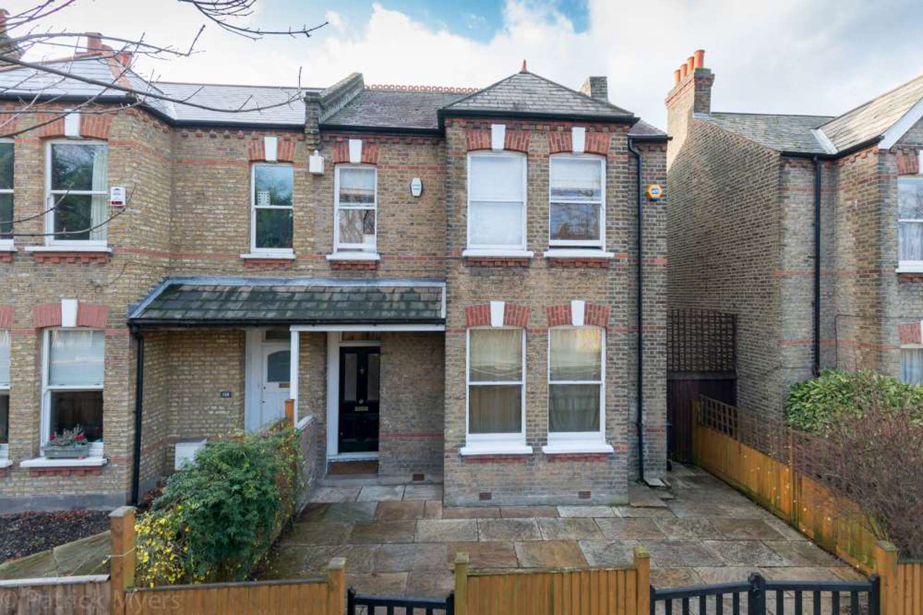 South Croxted Road, SE21 8AX