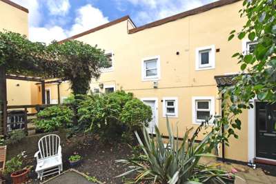 Bayes Close 