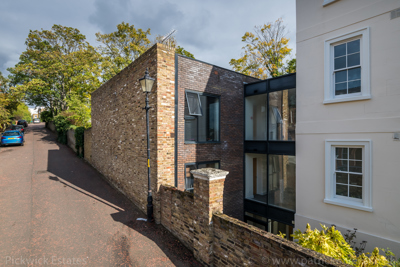 Coach House