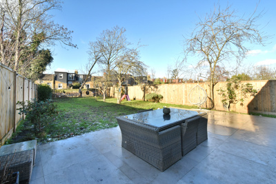Barry Road 