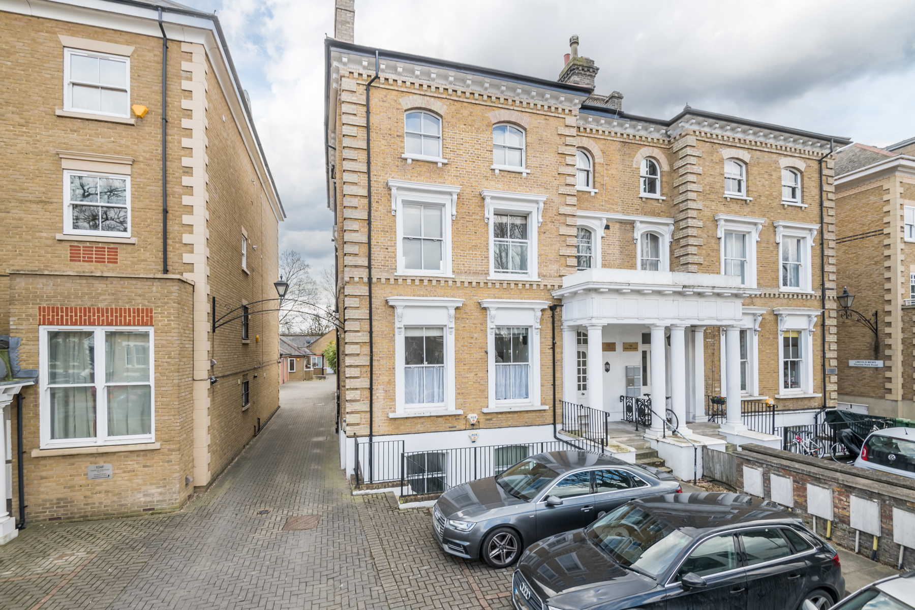 Thurlow Park Road , SE21 8HP