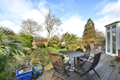 Liphook Cresent 