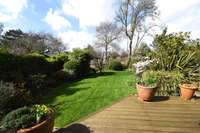 Liphook Cresent 