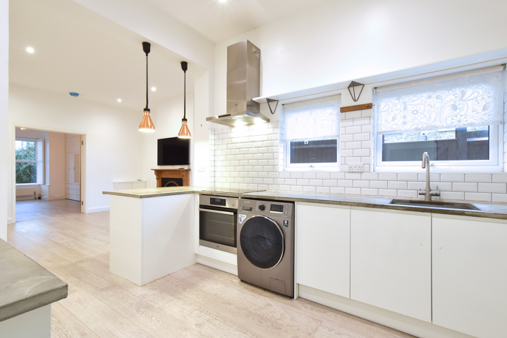 Woolstone Road, SE23