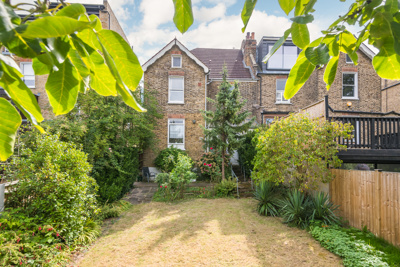 Canonbie Road