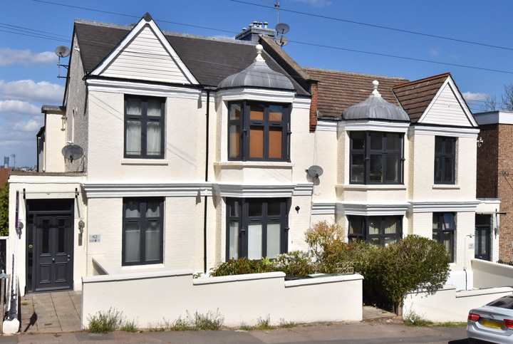 Canonbie Road , SE23