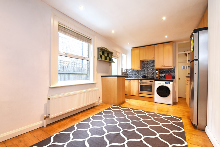 Devonshire Road , SE23