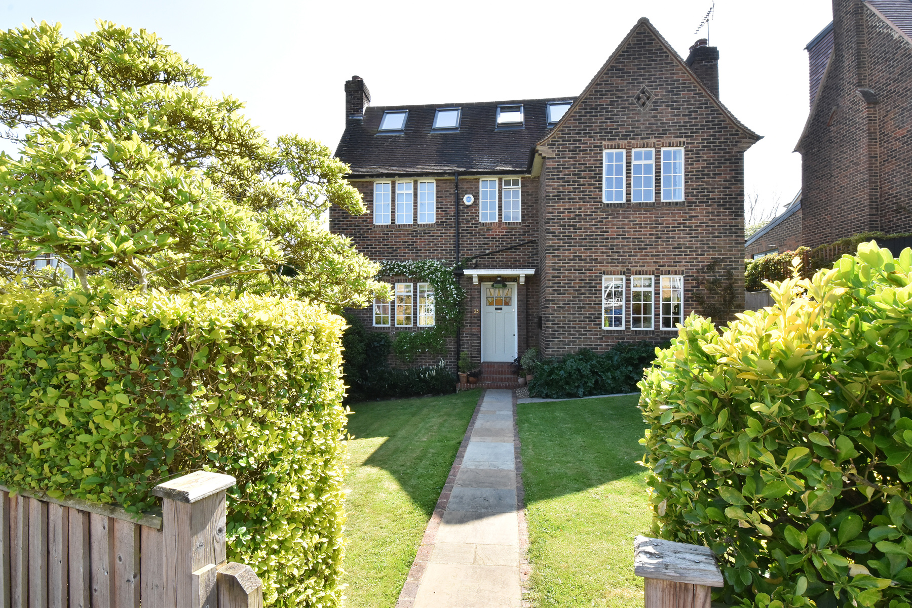 Dunoon Road, SE23 3TD