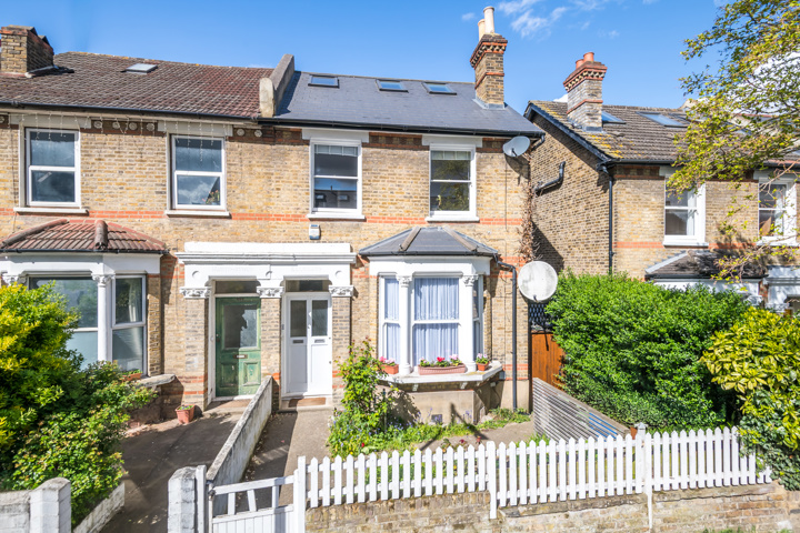 Crystal Palace Road , SE22