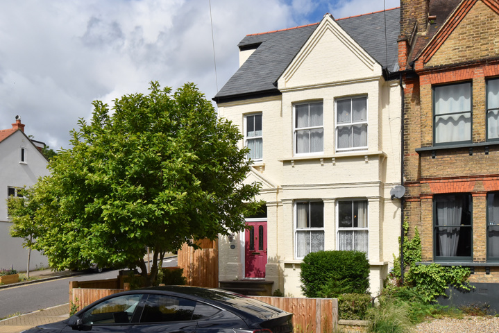 Boveney Road , SE23