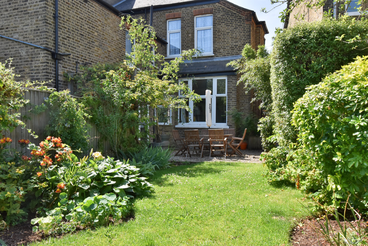 Vancouver Road , SE23